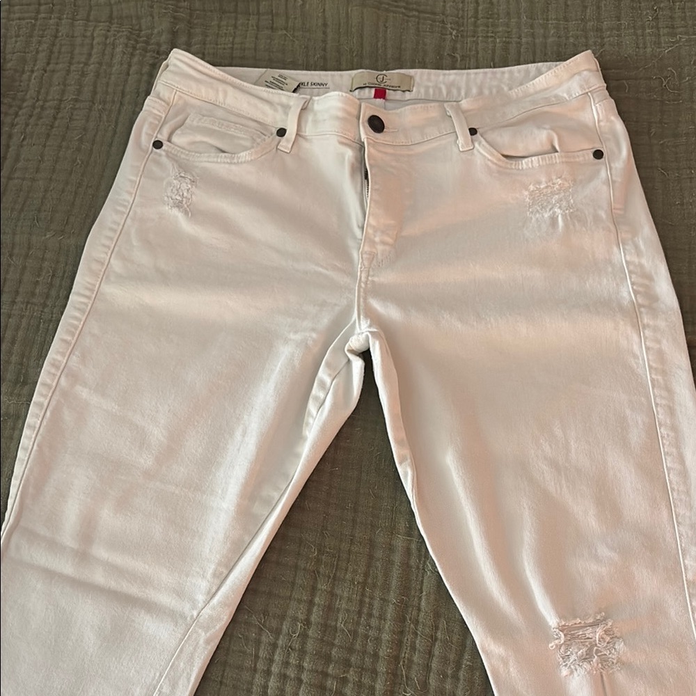 Cookie Johnson Wisdom Ankle White Skinny Distressed Jeans